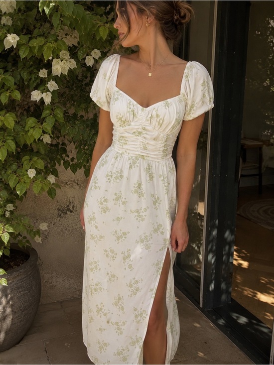 Hollister Dresses & Skirts - Hollister Floral Midi Dress Cottagecore Puff Sleeve Ruched Side Slit Small